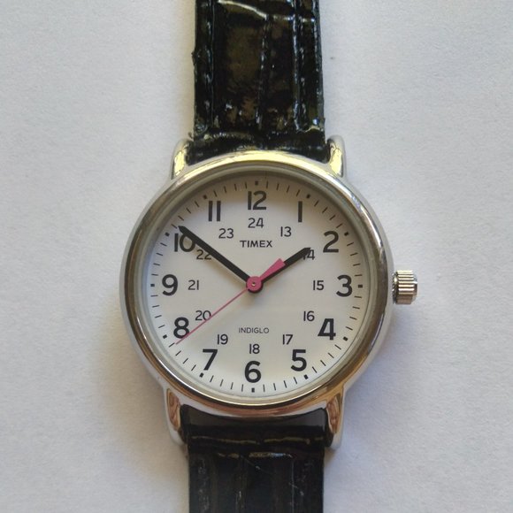 Timex Indiglo ladies watch - Picture 2 of 7